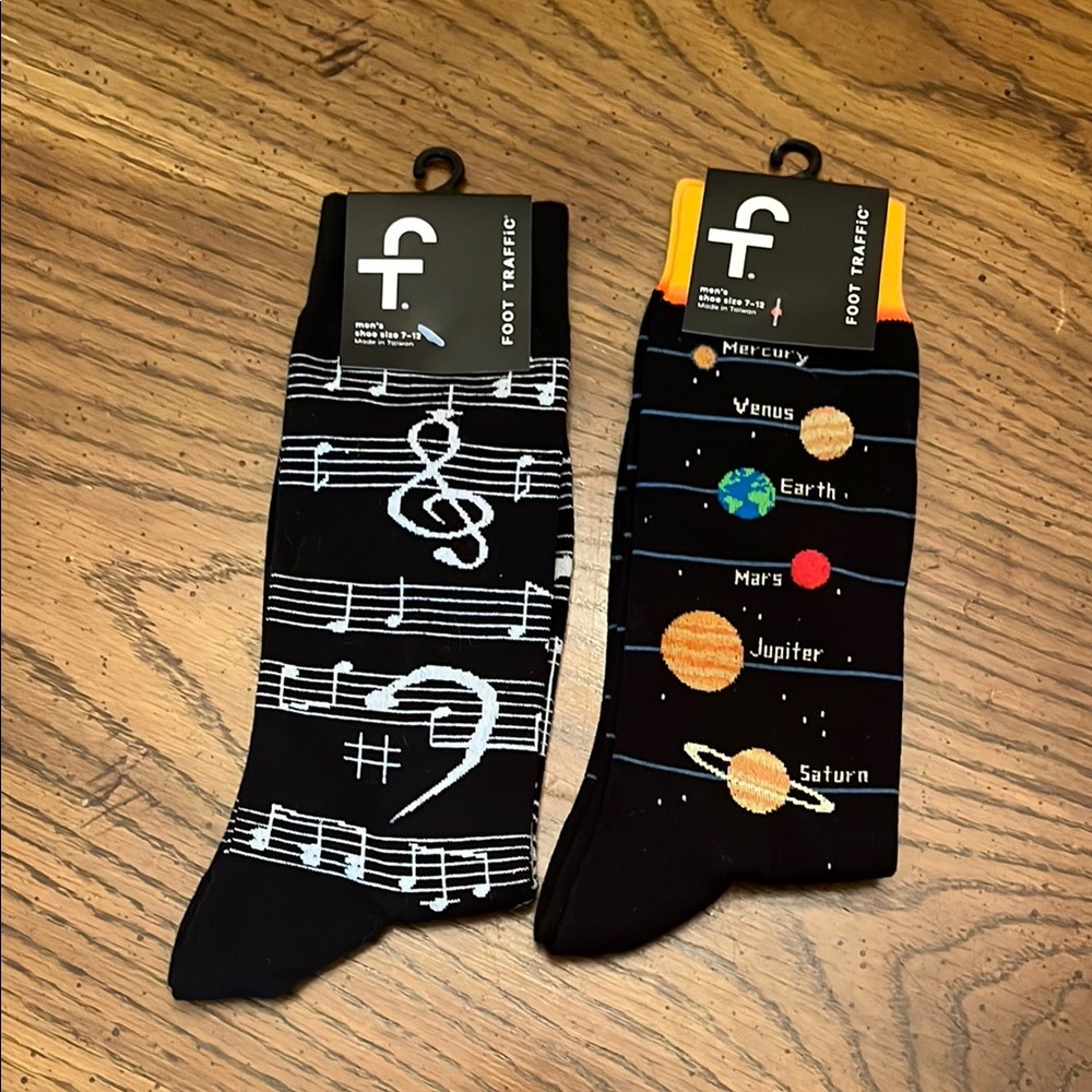 Traffic Men's‎ Musical and Planetary Socks - Black and Multicolor